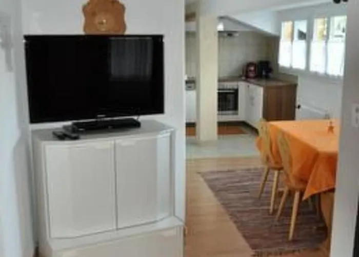 Haus Mattaboni By Interhome Daire